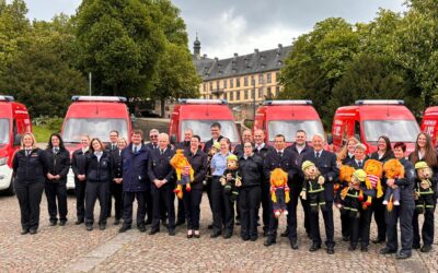 Innenminister Poseck übergibt in Fulda 27 neue Gerätewagen. Bei uns am Tag der offenen Tür auch in Weilbach zu sehen